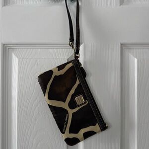Vintage Dooney & Bourke Giraffe Print Wristlet in Brown and Cream